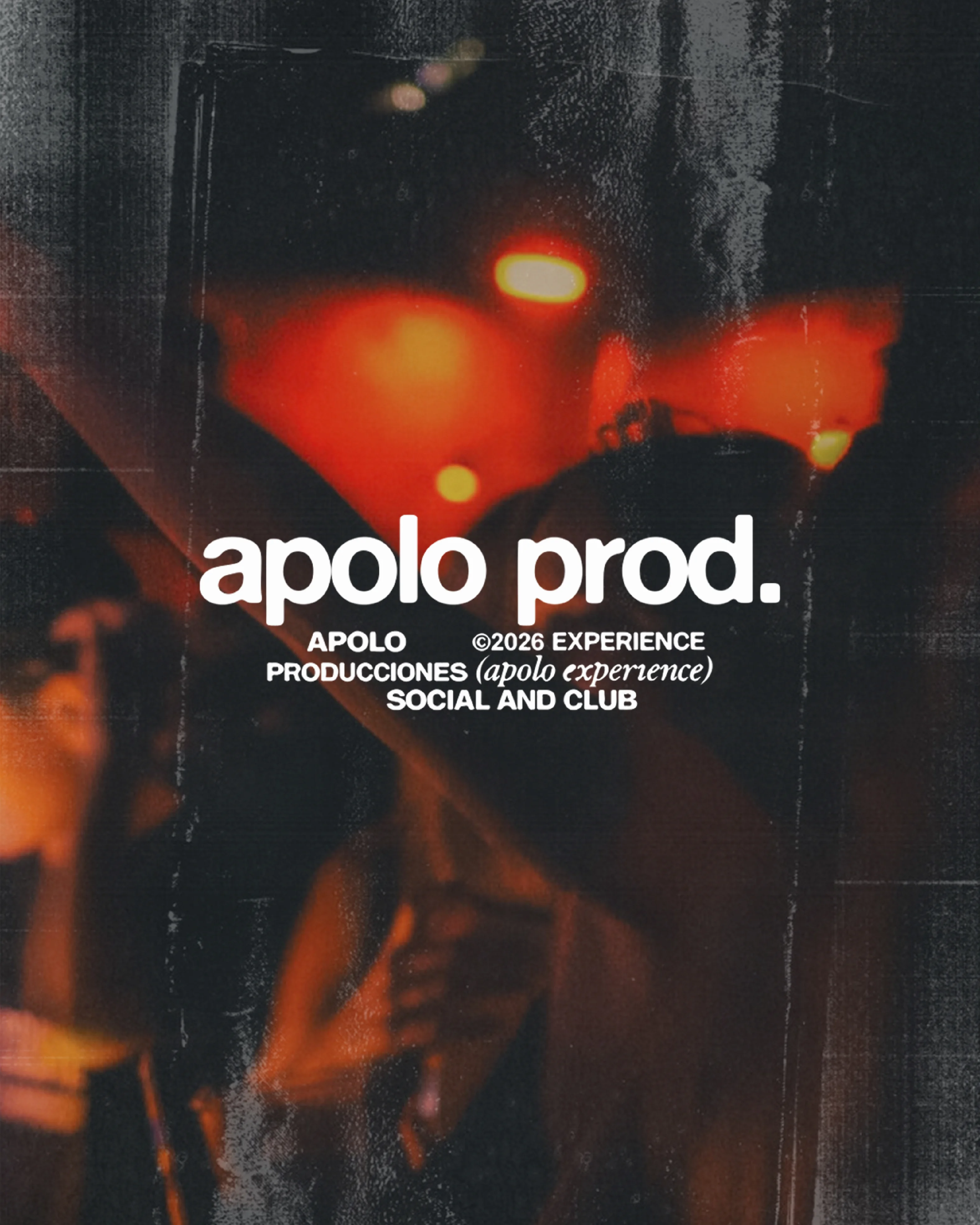 DJ en evento de Apolo Social Club — curaduría musical profesional en Córdoba